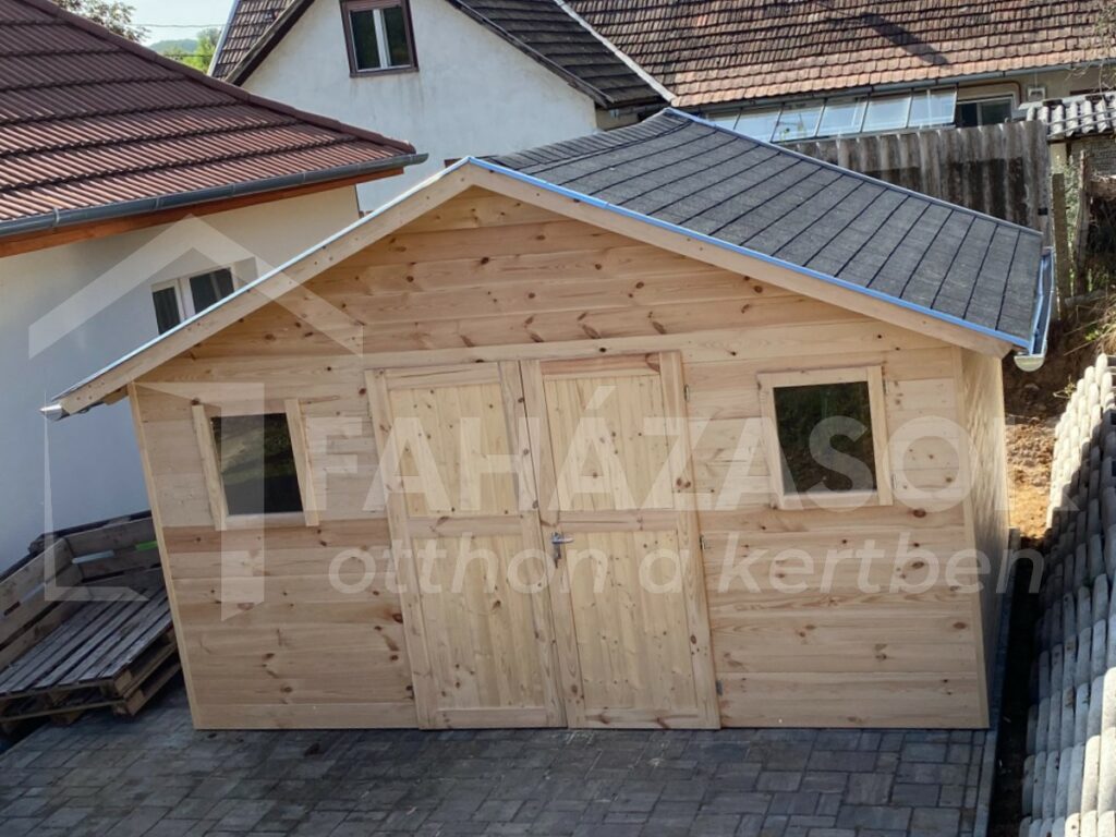 400×300 cm, prémium egyenes, kezeletlen, zsindely, téglány fekete